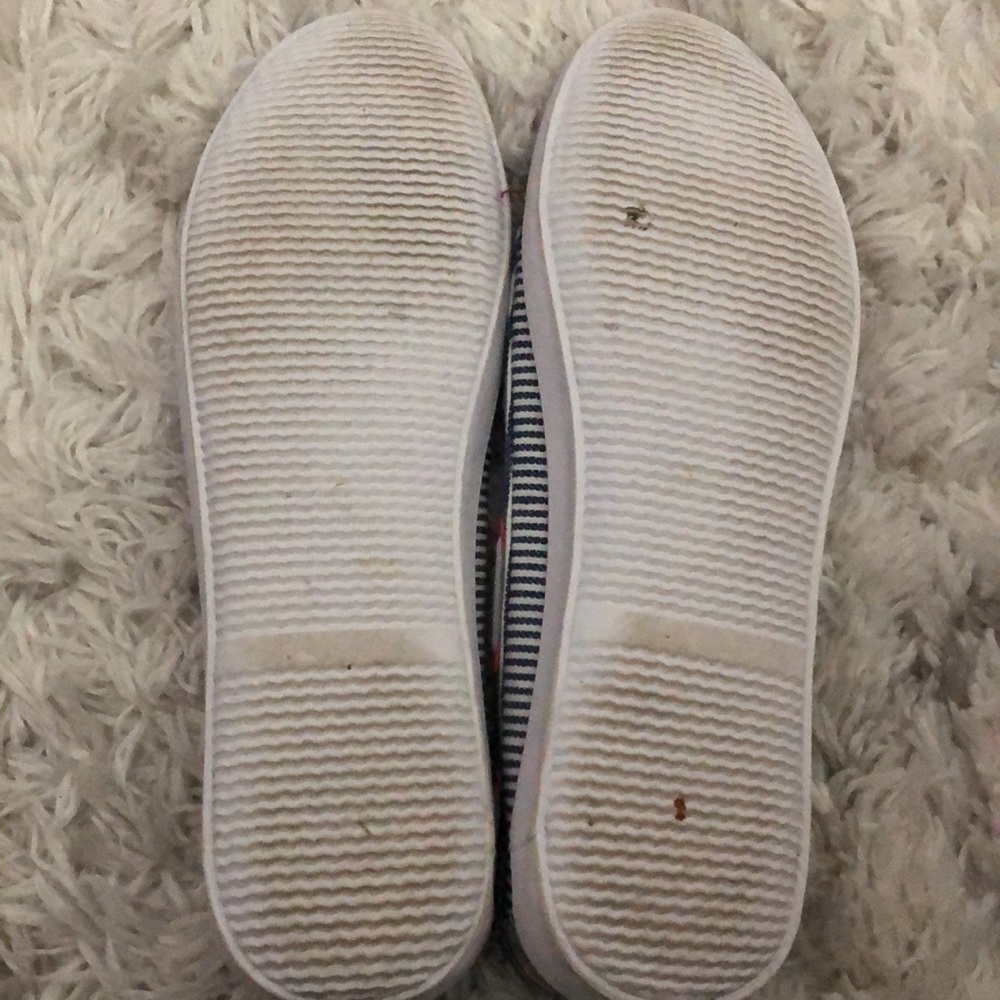 H&M flats - Picture 2 of 3
